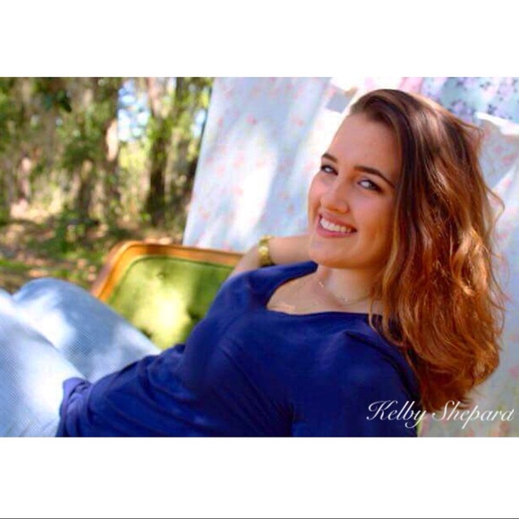 Meet your Posher, Brynna - Picture 2 of 3